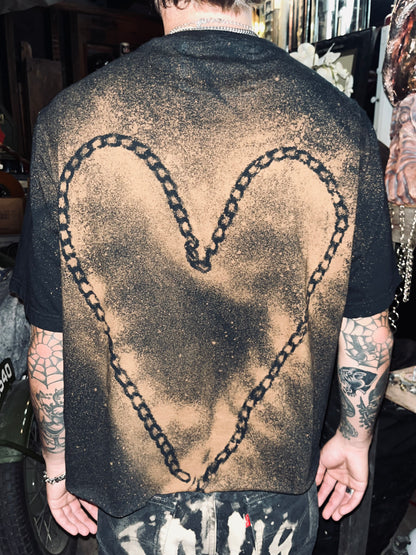 CHAINED HEART TEE 1OF1