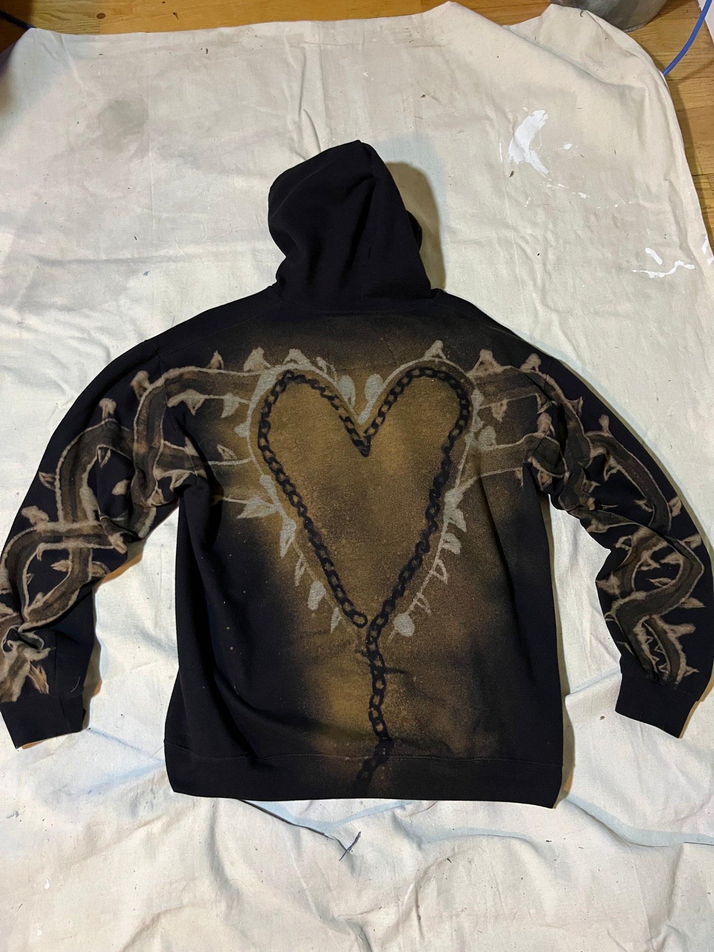 THORNED HEARTS HOODIE